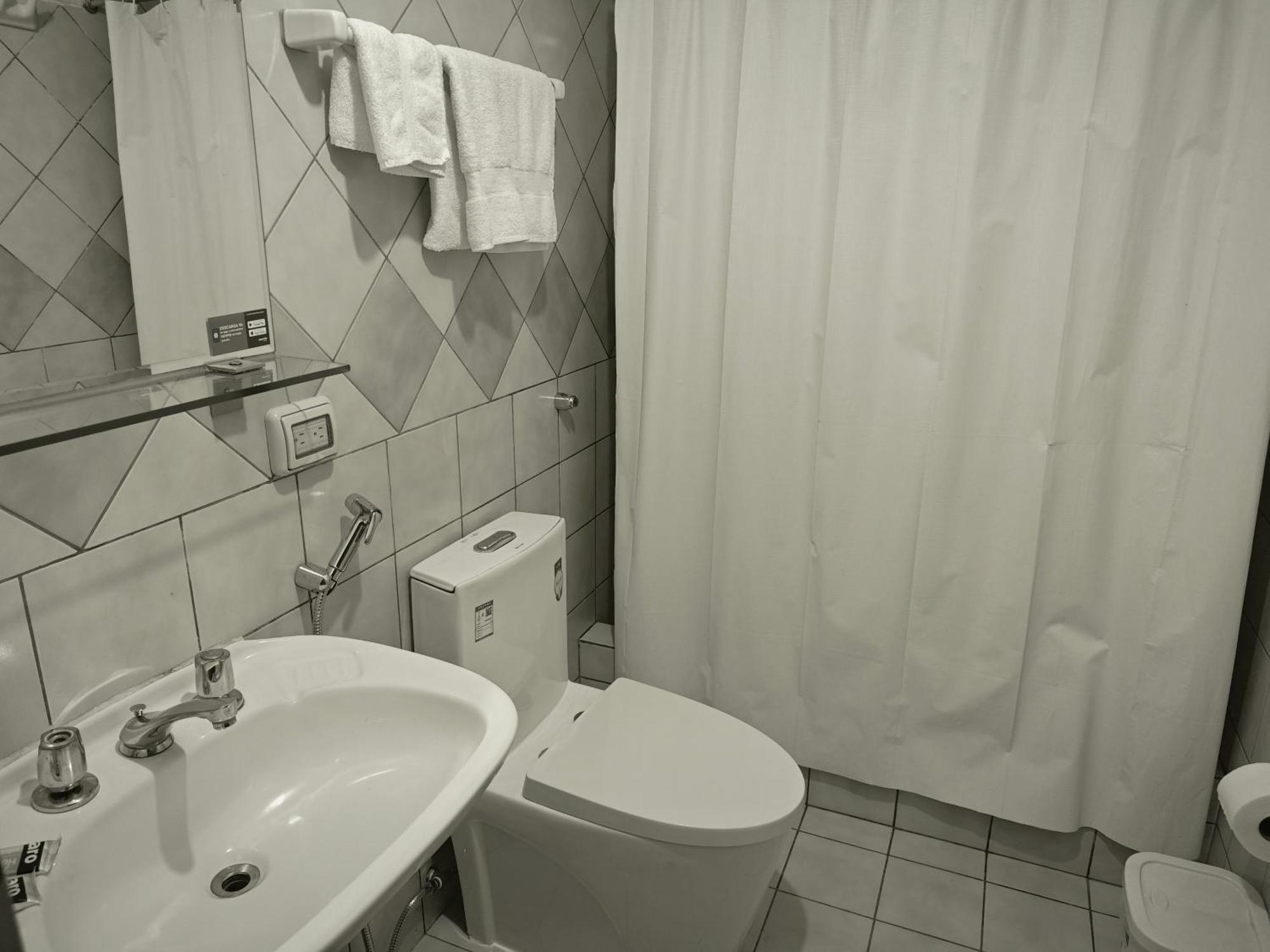 Hotel Ayenda San Isidro Inn Lima Habitación foto